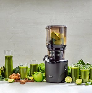 Kuvings_AUTO10-Juicer-Black-cold-press-juicer