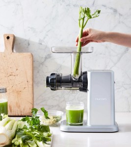 hurom-du-slow-juicer